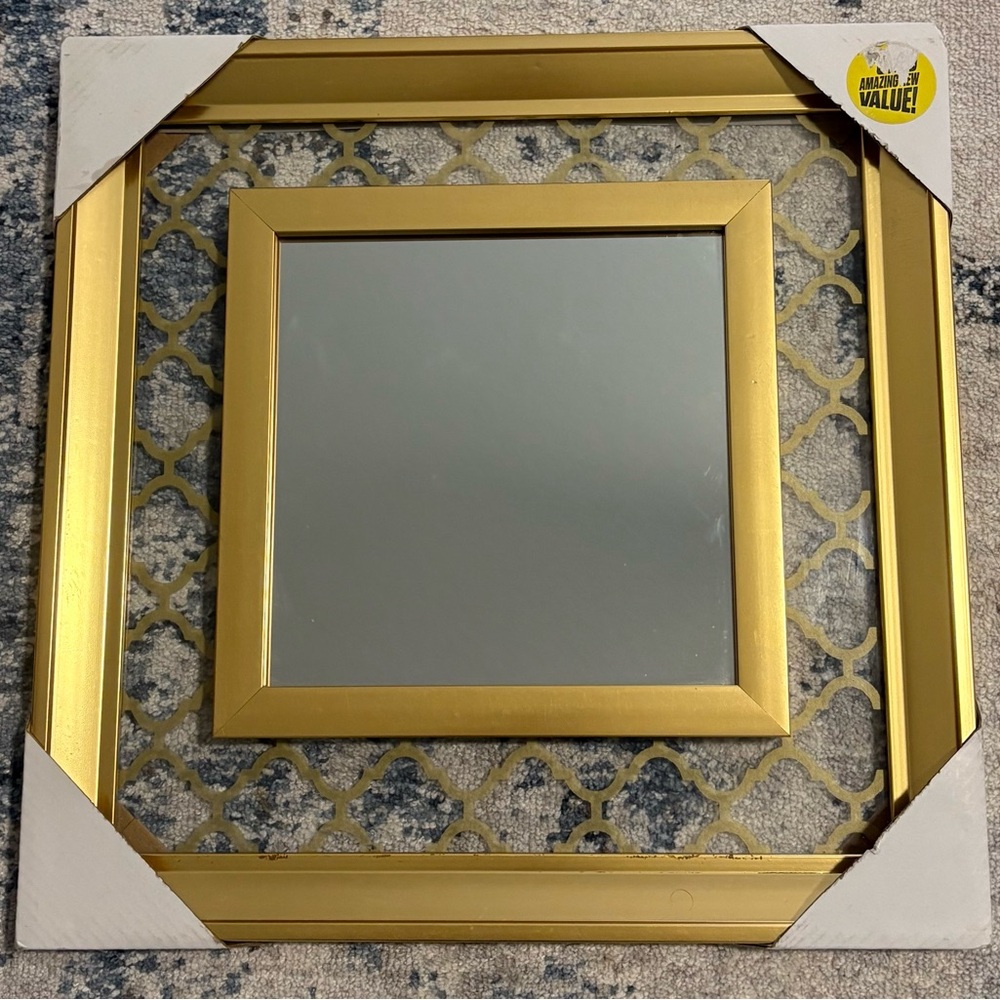 Elegant Gold Wall Mirror